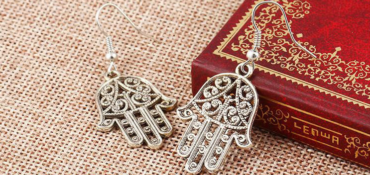  Серьги "Рука Фатимы". Фото из открытых источников. 