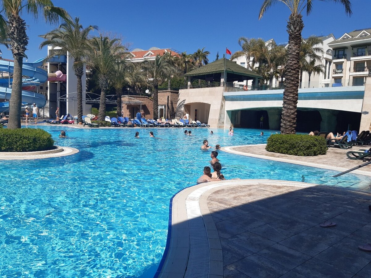 Alva Donna Beach Resort Comrort 5*