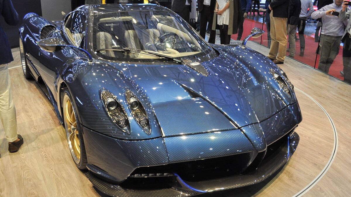 pagani huayra roadster