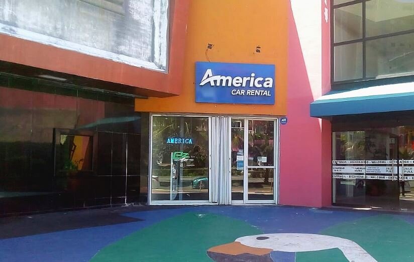 Renta de Autos en Cancun Zona Hotelera | America Car Rental , Blvd. Kukulcan, Km. 11.5 Loc. 101-B Plaza Flamingo, El Rey, Zona Hotelera, 77500 Cancún, Q.R., Мексика