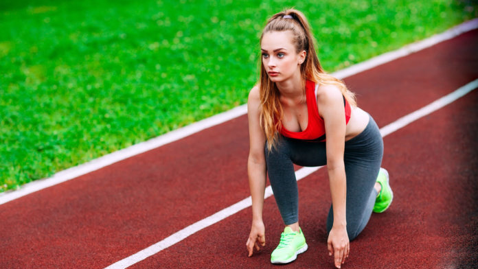  Можно бесконечно смотреть на три вещи: как горит огонь, как течет вода, и как занимается спортом красивая женщина. А самые красивые спортсменки мира всегда находятся в хорошей физической форме, благодаря напряженному режиму тренировок.