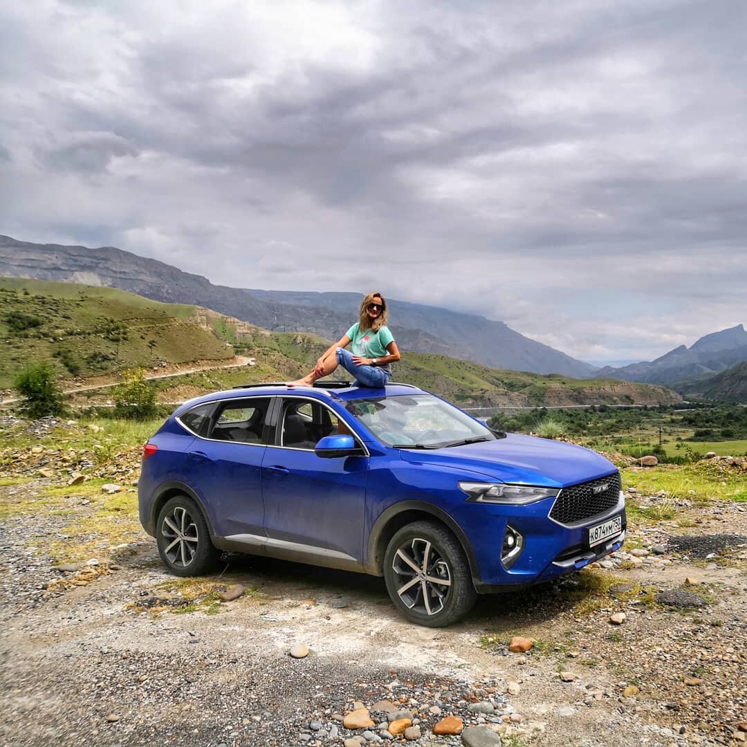 F Pace горы