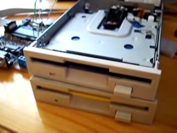 Floppotron, версия 1