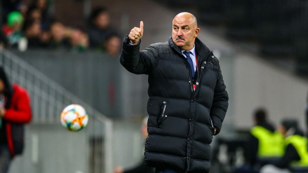 Главный тренер сборной, Станислав Саламович Черчесов, провел один из самых успешных отборов за всю историю  российской команды.