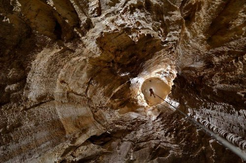 Фото внутри пещеры