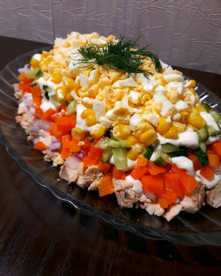 вкусный, яркий и необычный салат "Радуга вкуса"