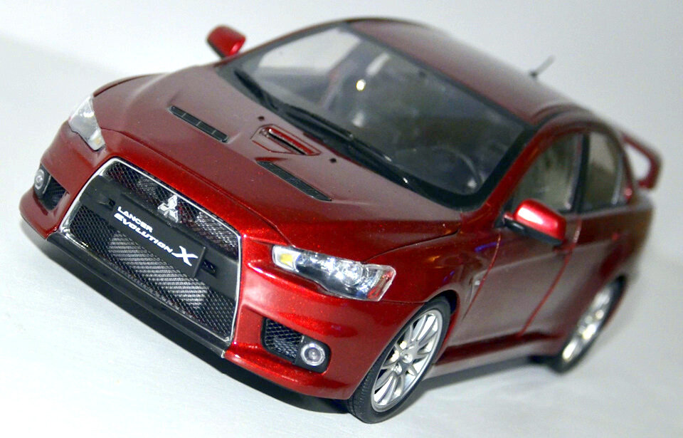 Модель: Mitsubishi Lancer Evo X 2010  №1030 in rally red color