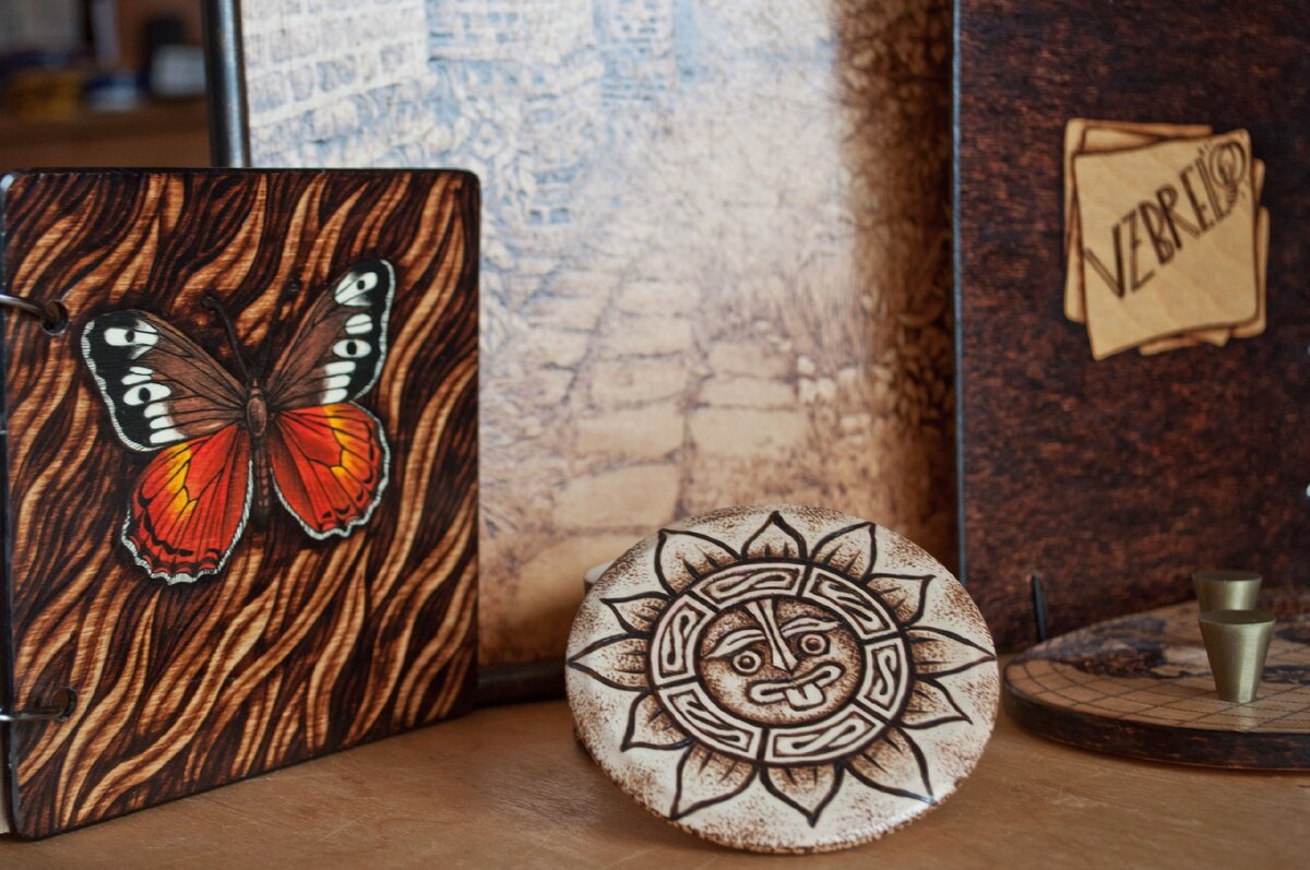 Работы девушек.