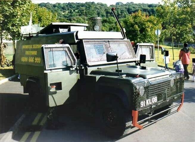 Snatch во время смуты в ирландском Ольстере.