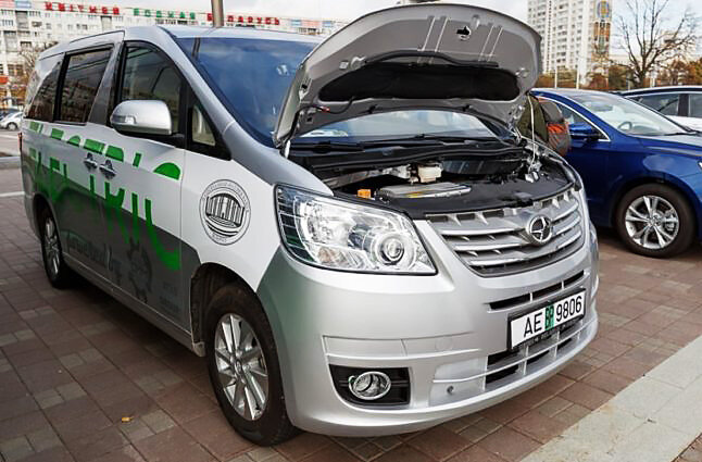 Минивэн Joylong EF5. Фото Влад Борисевич "Onliner"