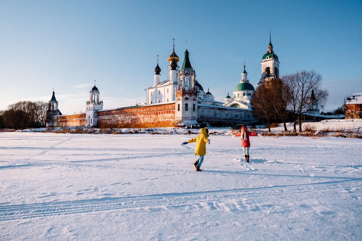 Самая высокая сельская колокольня, забытая деревянная усадьба и прочие 