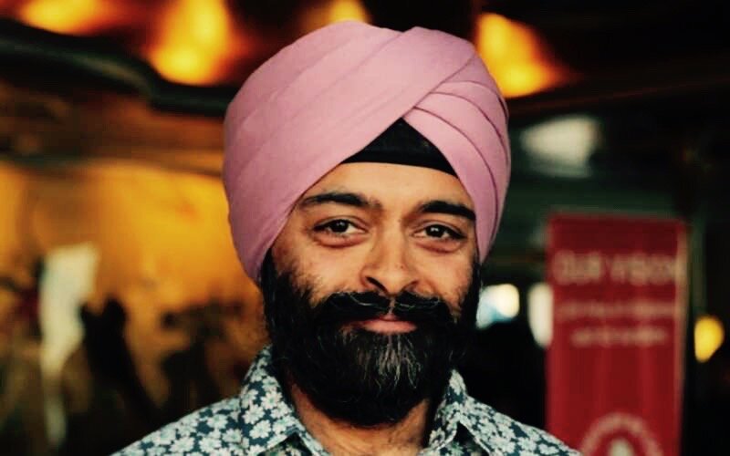 Вот такой красивый индус!