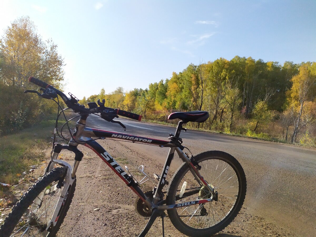 По такому маршруту можно ездить и на вполне бюджетном велосипеде