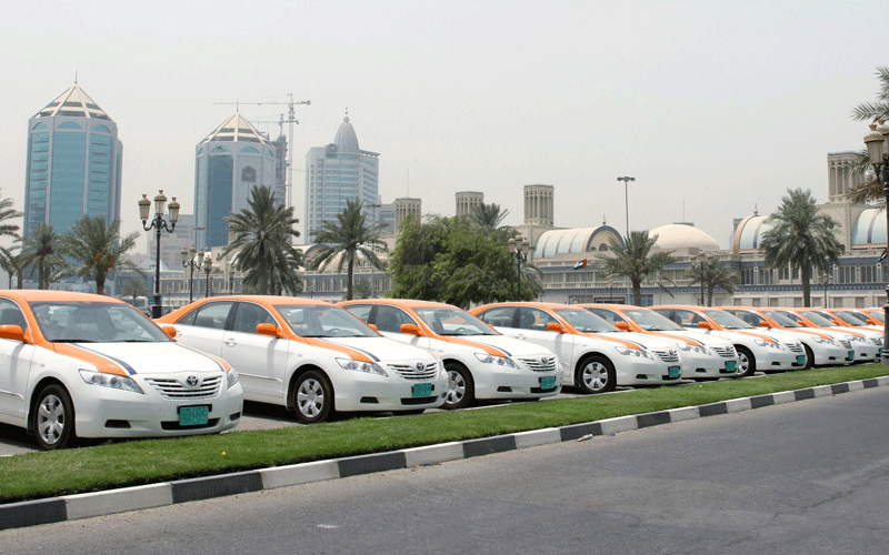 такси в дубае. Careem такси дубай. городское такси дубай. Hala такси дубай. фэмили такси дубай.