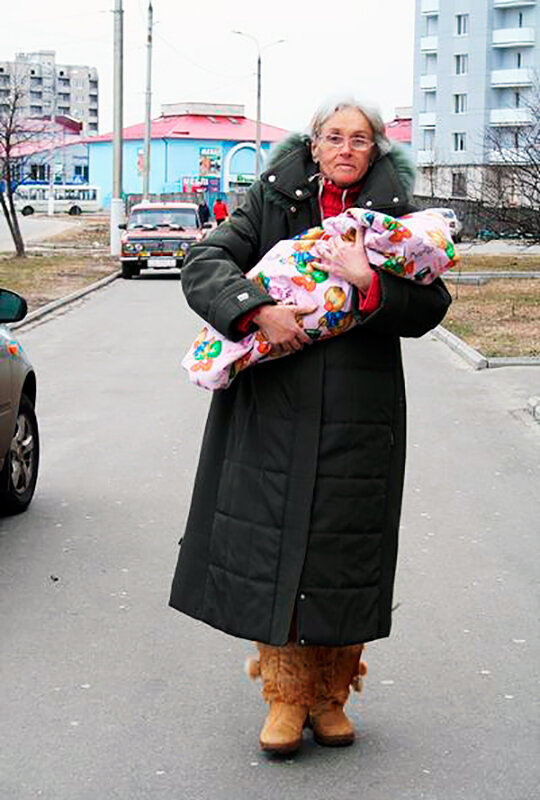 Фото из сети. Валентина Подвербная с дочерью