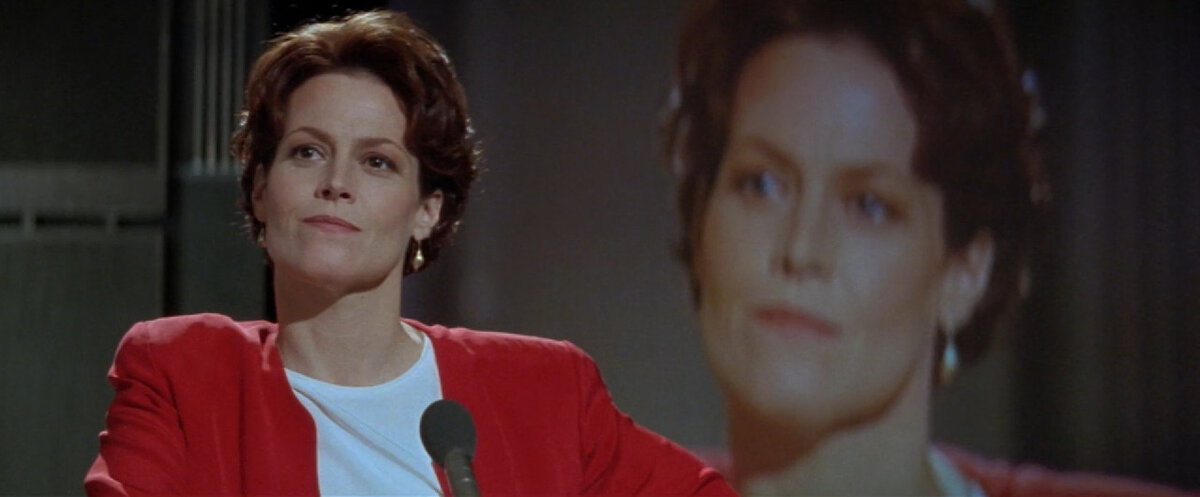 Сигурни Уивер. Фильм Имитатор