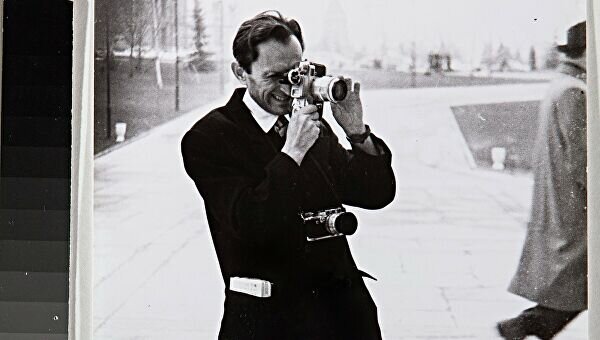 фотожурналист - Эммануил Ноевич Эвзерихин