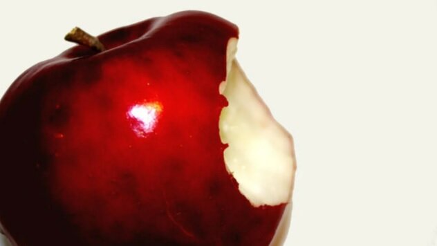 Надкушенное яблоко и взрыв мозга