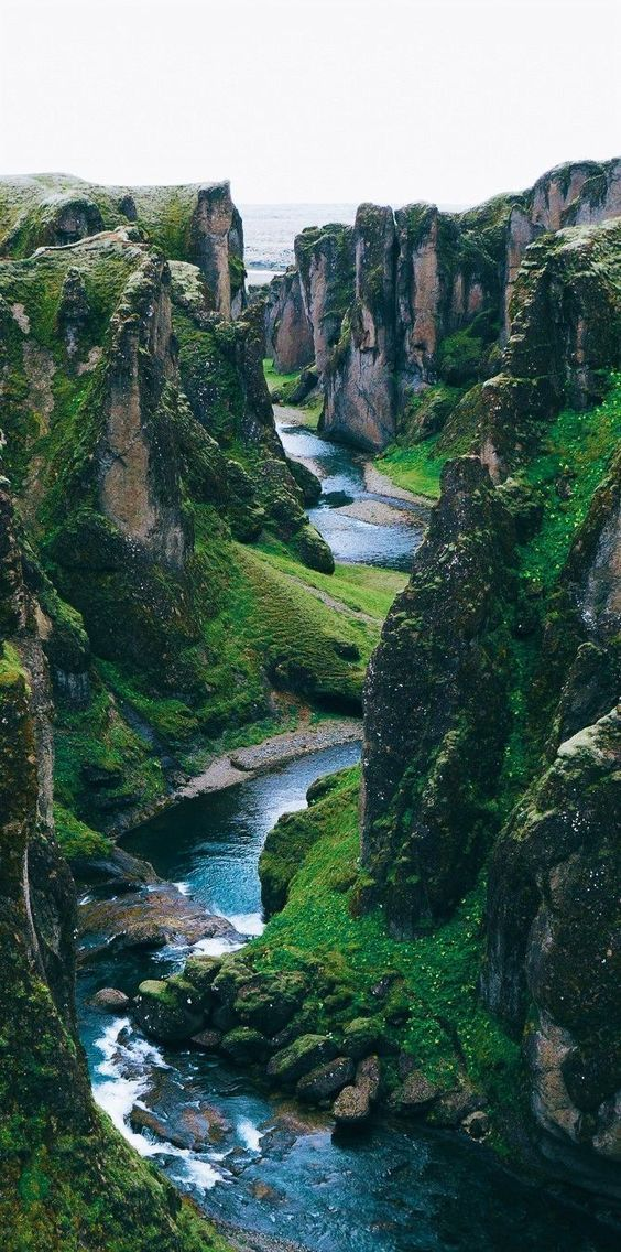 Fjaðrárgljúfur Canyon, Iceland