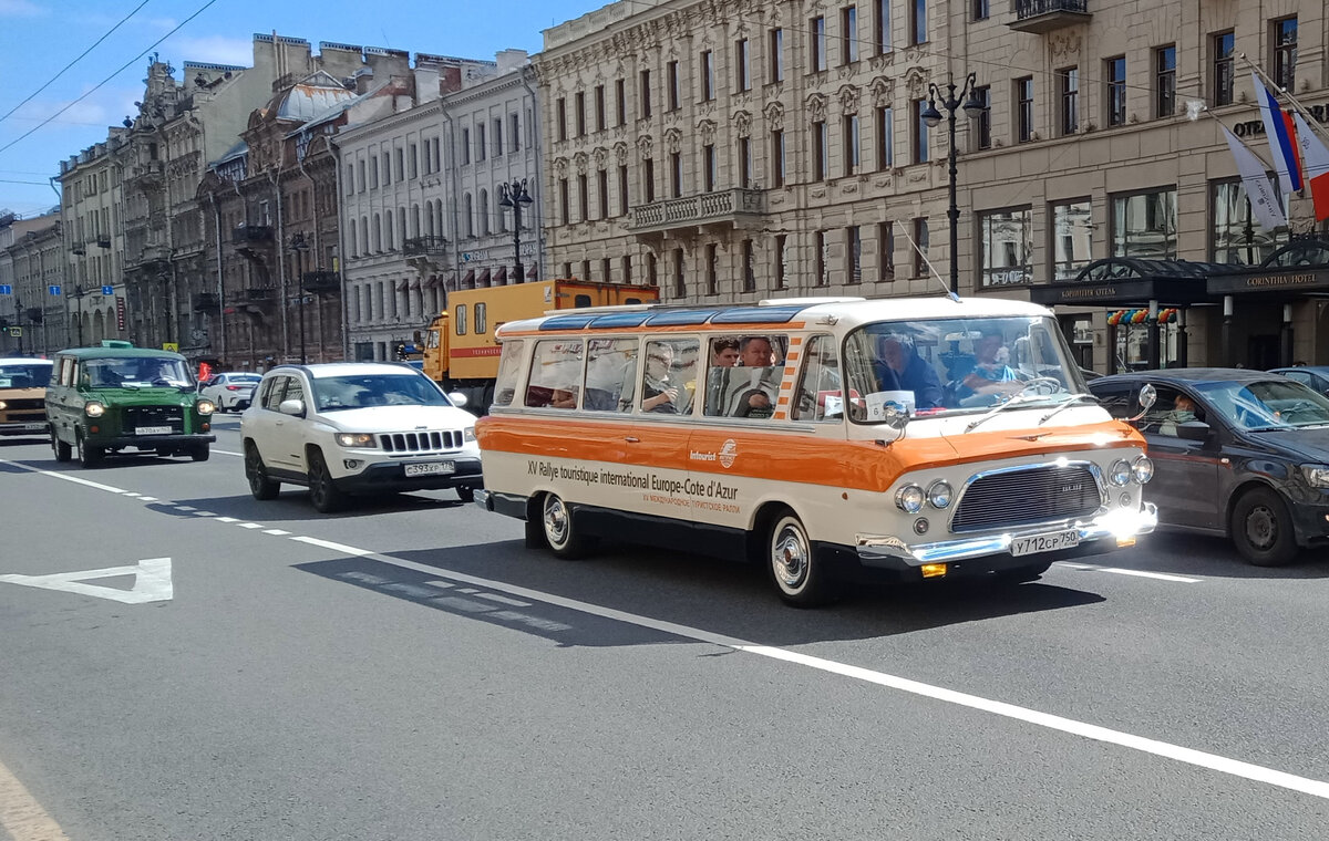 Парад ретро-транспорта в Петербурге: забег по пробкам | Турист-Оптимист |  Дзен