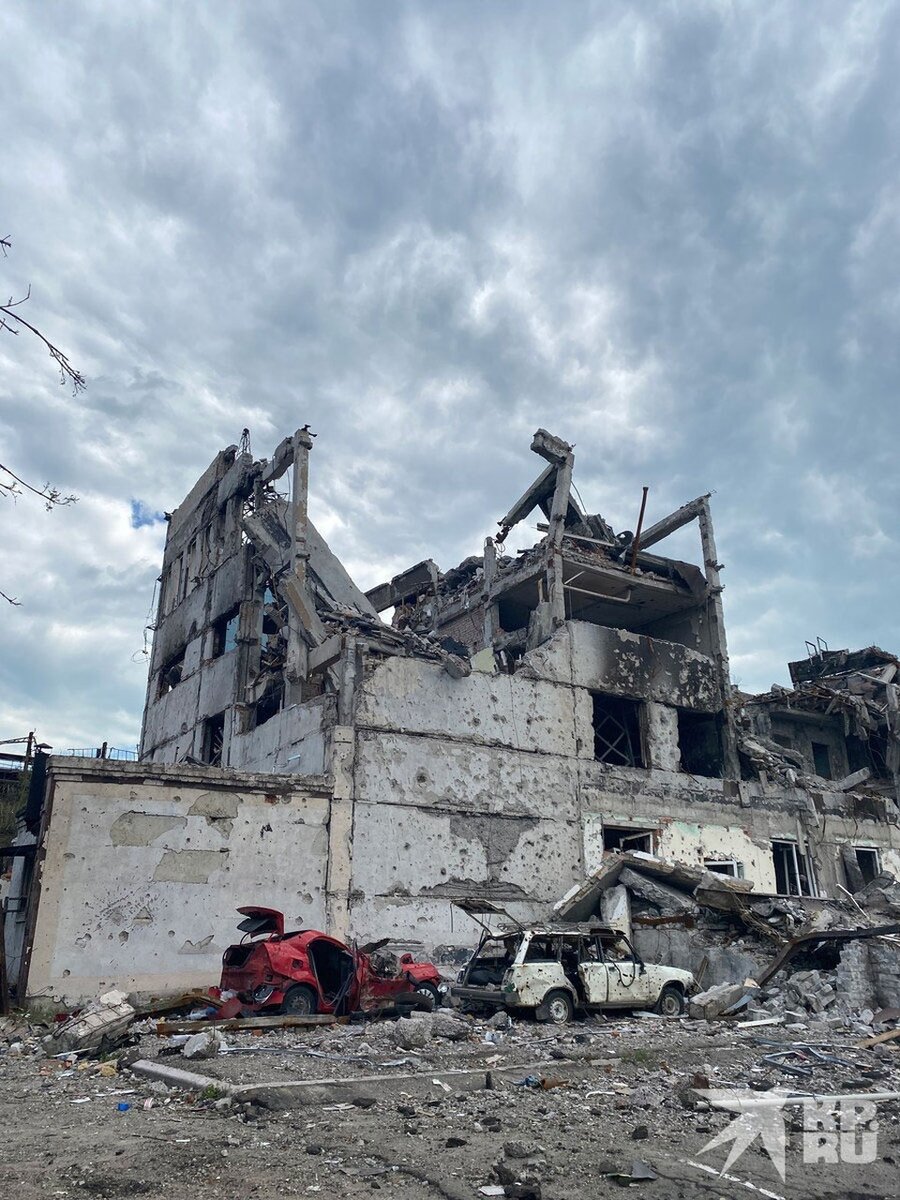     На “Азовстали” найден тайный дневник нациста: “Зеленский все время говорит о Мариуполе, но это пустые слова” Дмитрий СТЕШИН