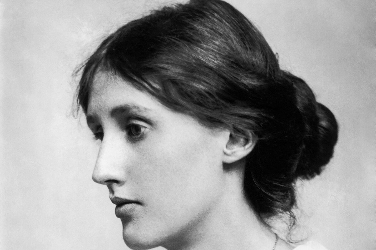     Трагическая судьба Вирджинии Вулф красавицы-писательницы с душевным надломом, чьи близкие внезапно умирали один за другим