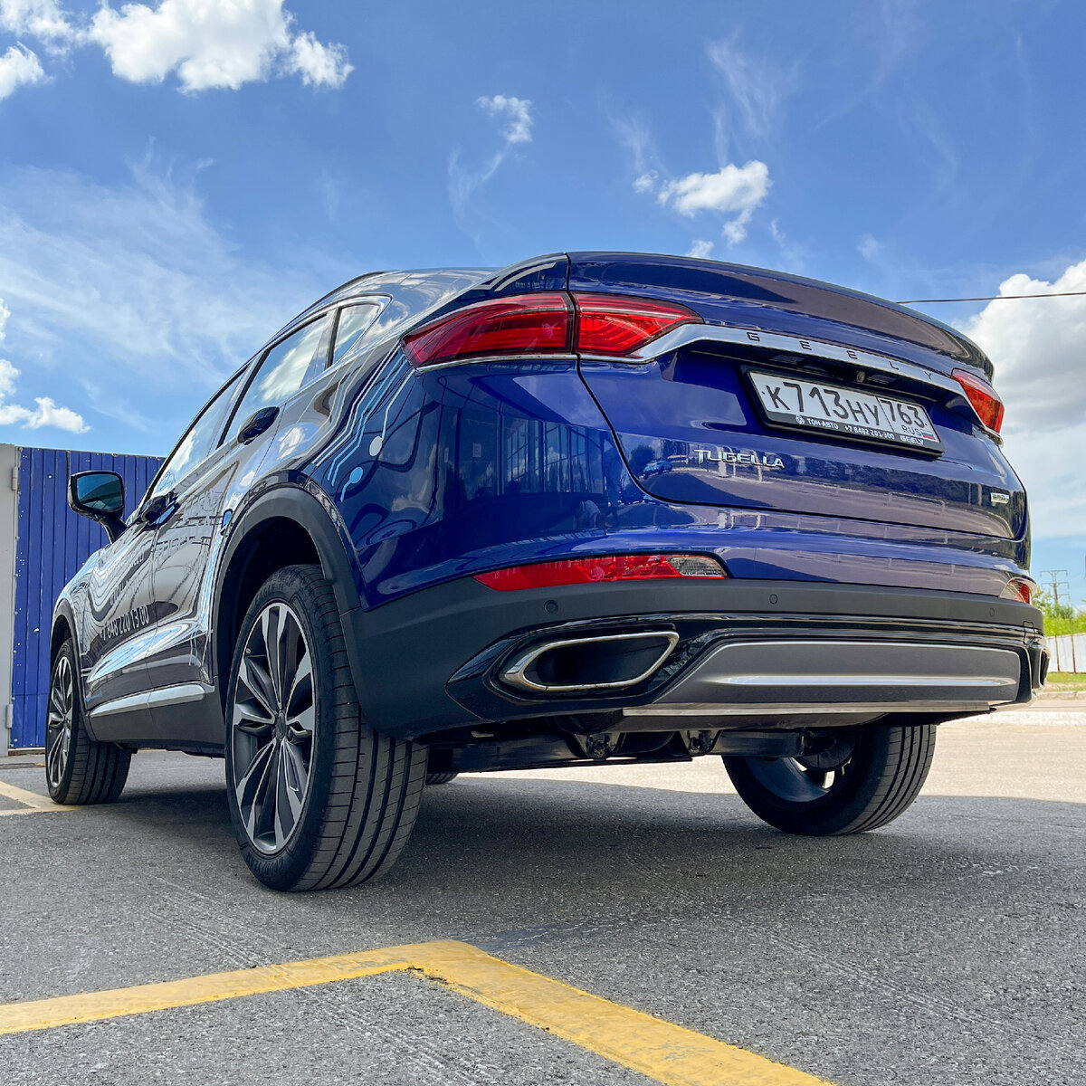 Geely tugela сравнение с bmw x4