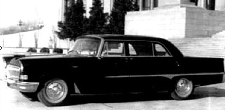 Hongqi CA72