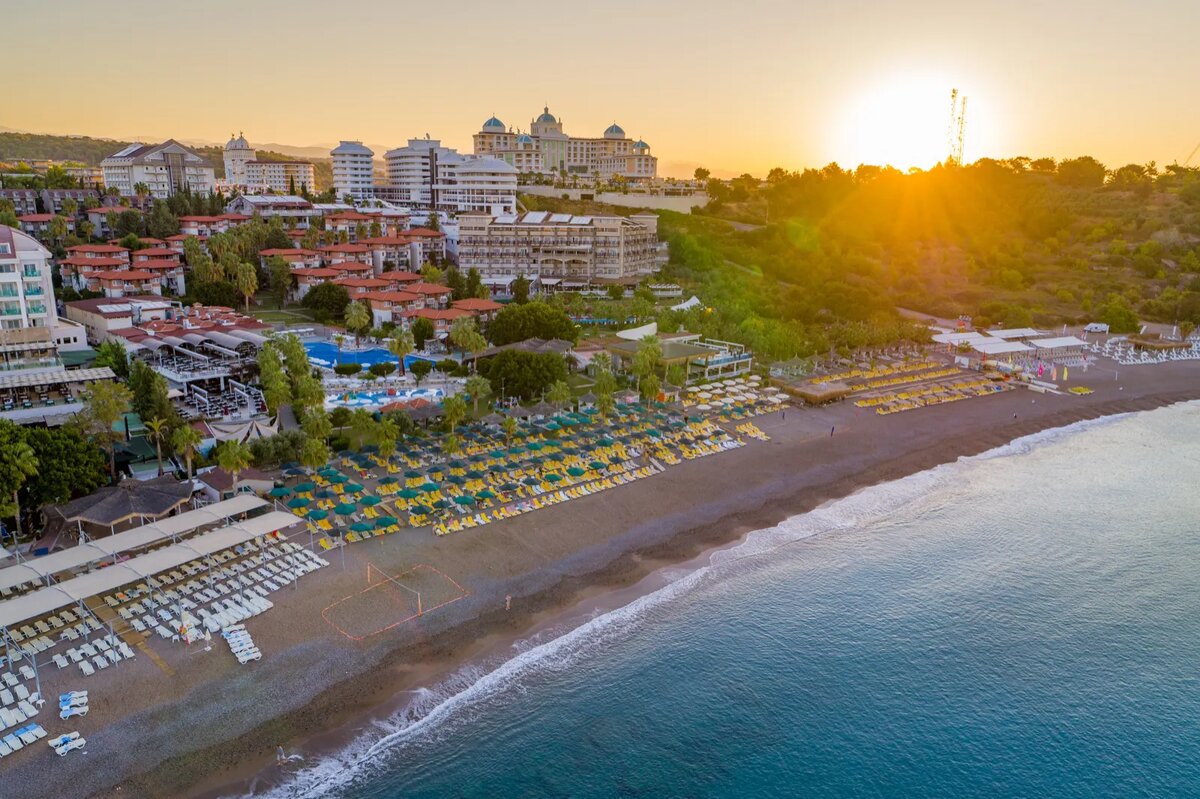 Justiniano Deluxe Resort Hotel 5*