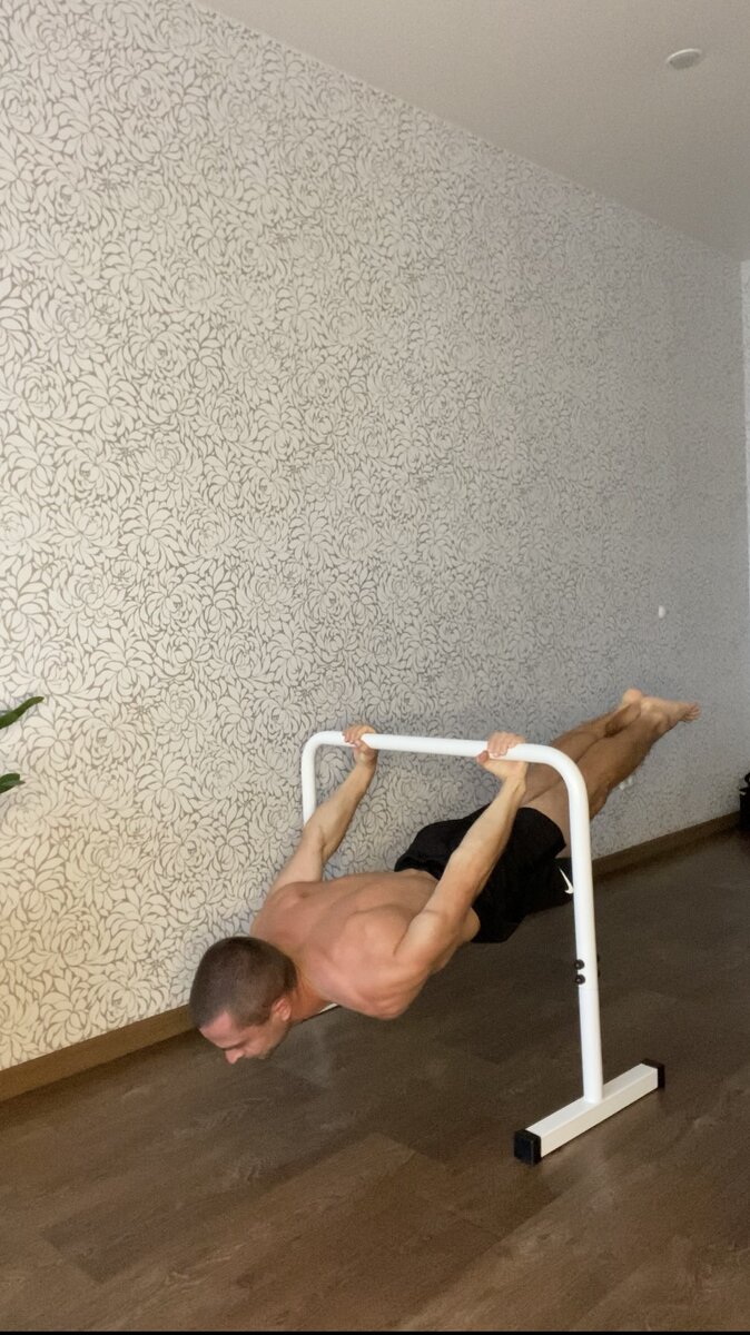 Тренироваться можно даже на одной брусине