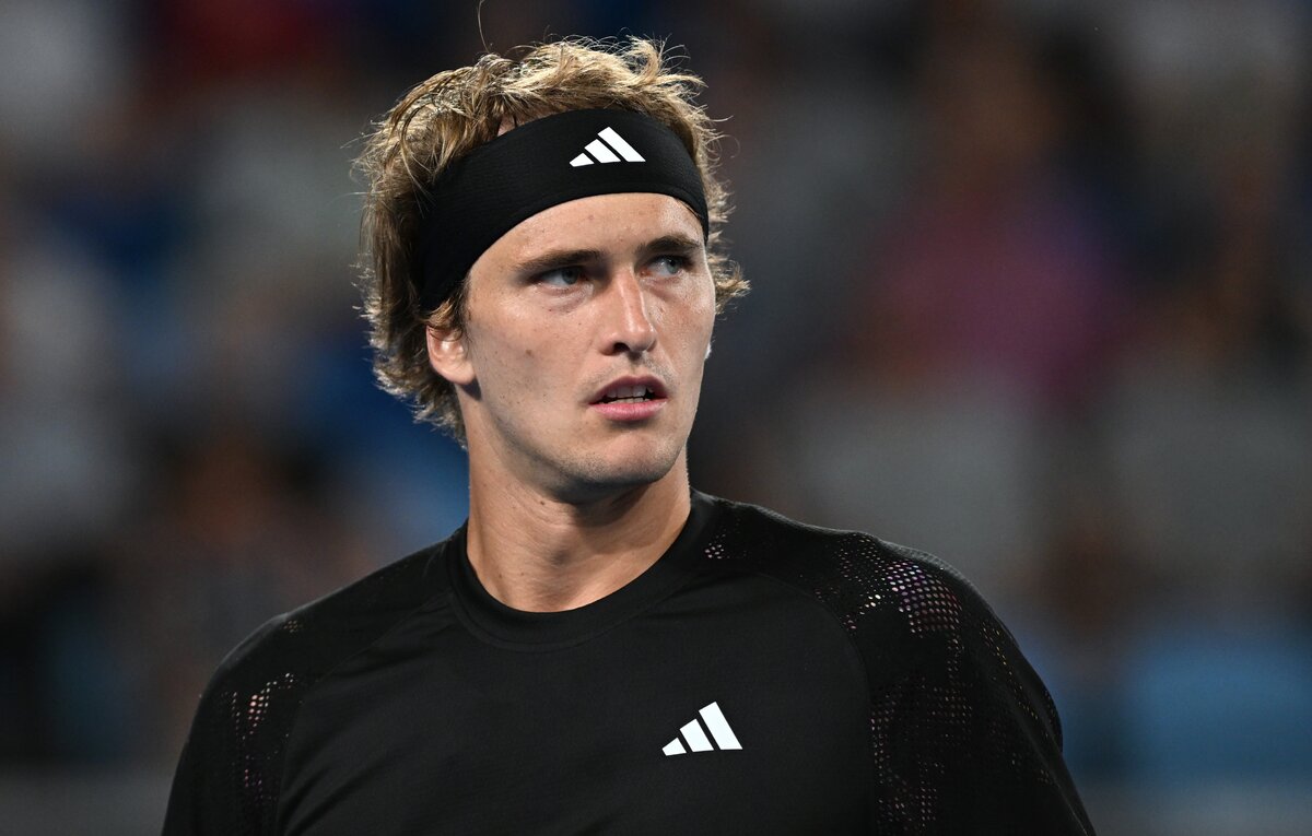    Александр Зверев  EPA-EFE/LUKAS COCH