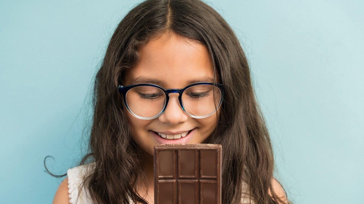    Девочка с шоколадом