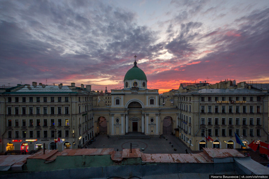 Базилика Екатерины Александрийской. Фото с сайта https://n-vish.livejournal.com1820—1826 Фасад