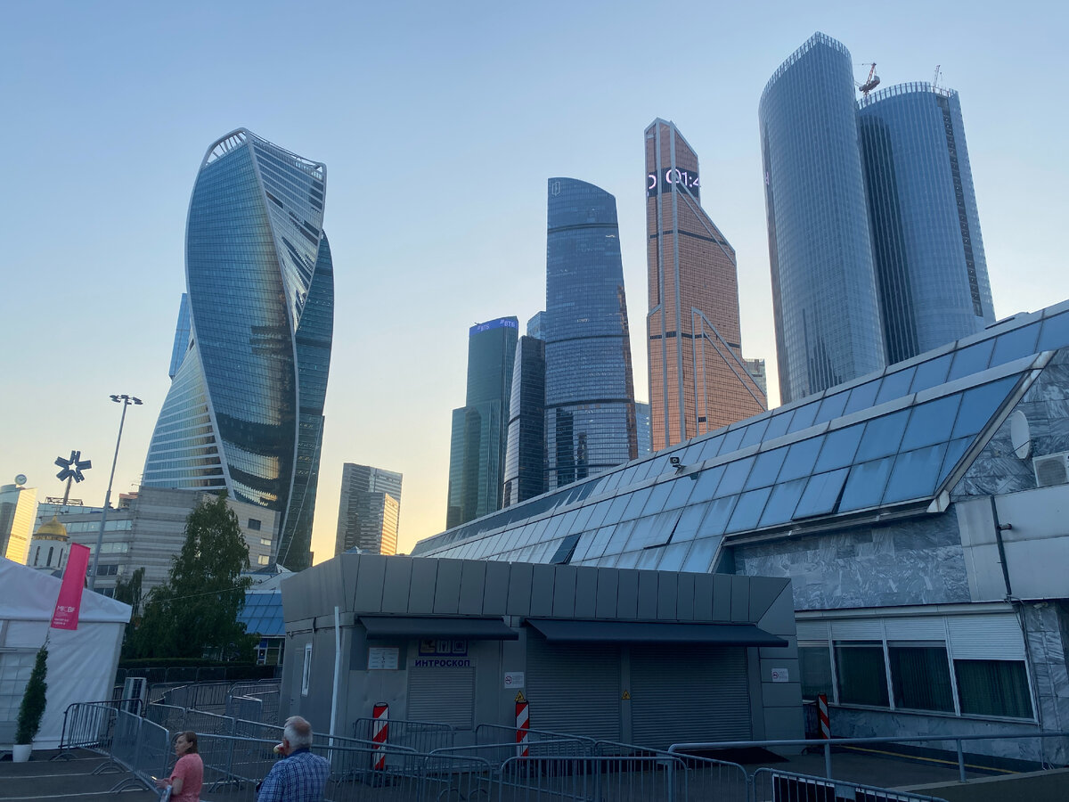 Место проведения, вид снаружи