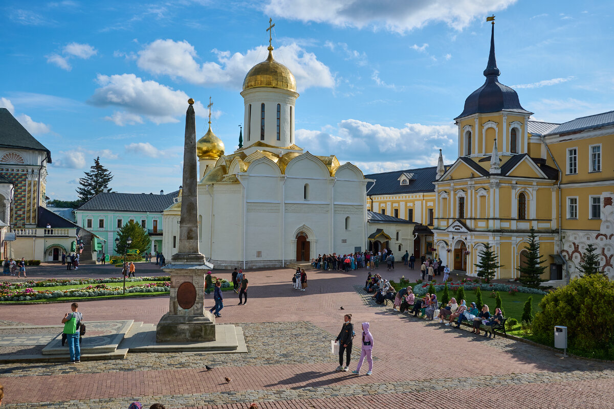 Картинки Троица Сергея Лавра вид сверху