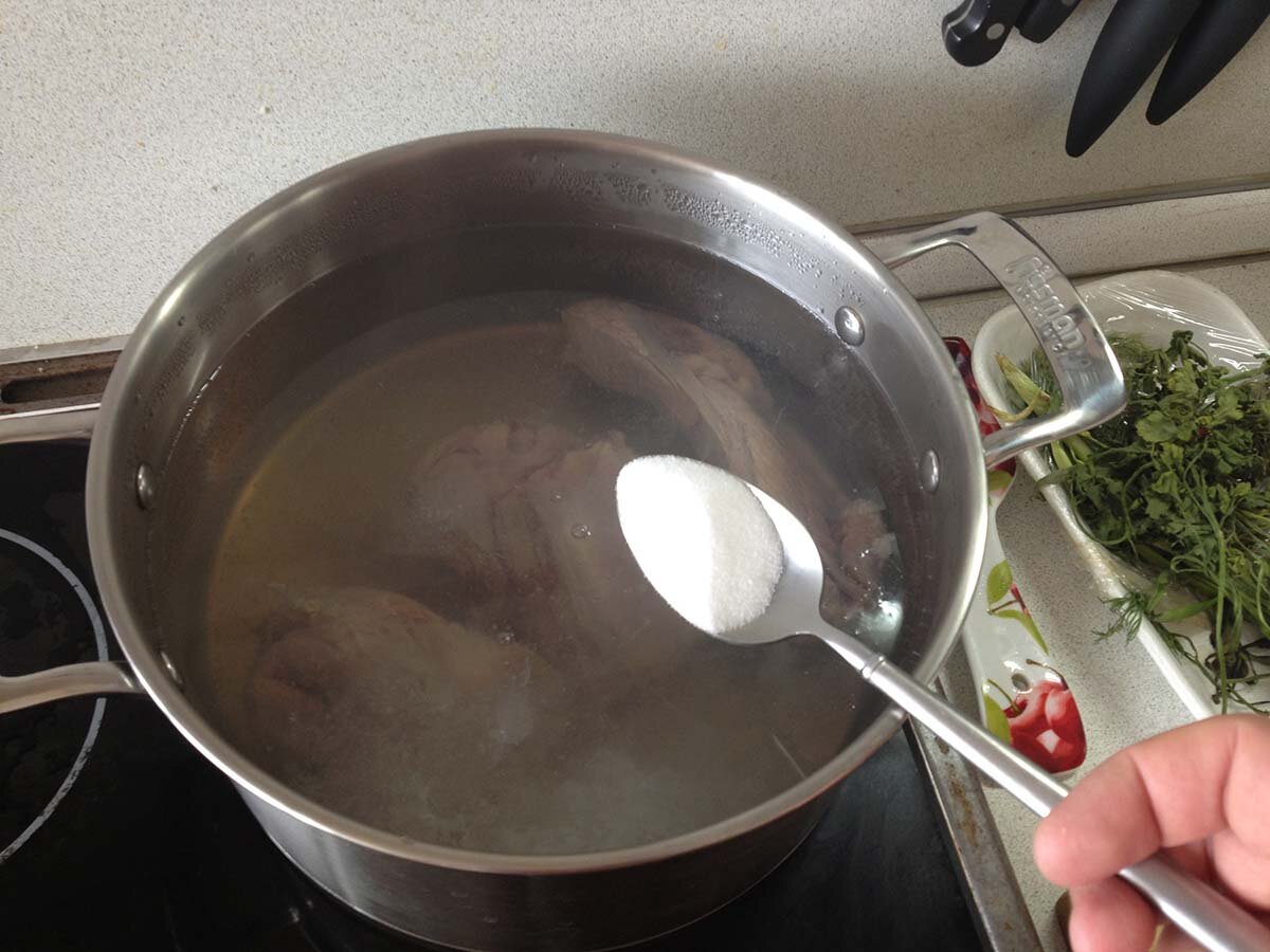 Почему нужно варить. Варить. Когда солить говядину при варке. Как прокипятить суп. Кипяченая вода всегда немного суп.