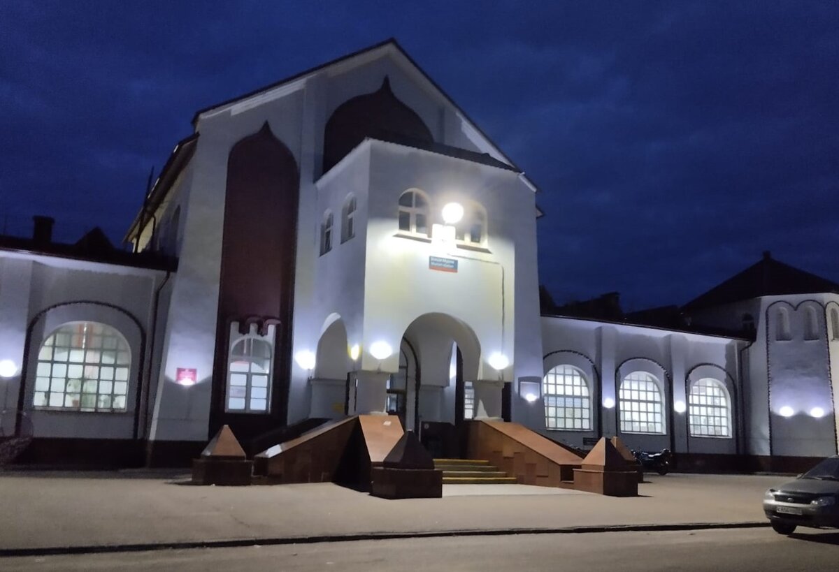 Вокзал, Муром. Вот сюда мы и устремились. Фото автора.