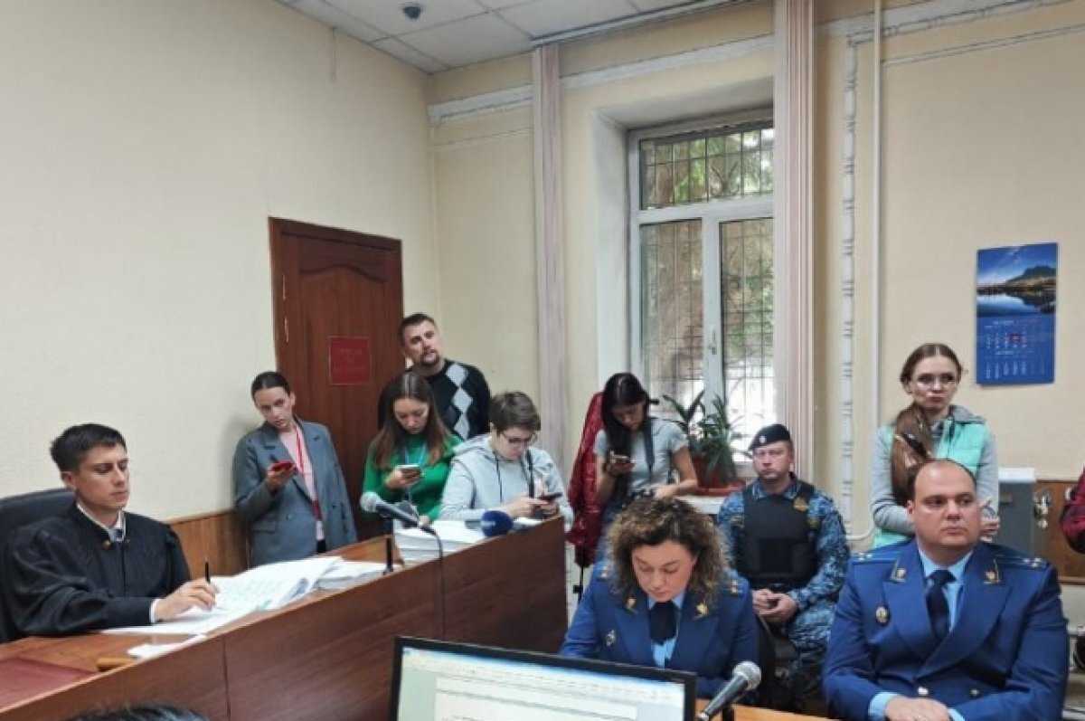    Красноярская прокуратура запросила для Митволя 4 года и 9 месяцев тюрьмы