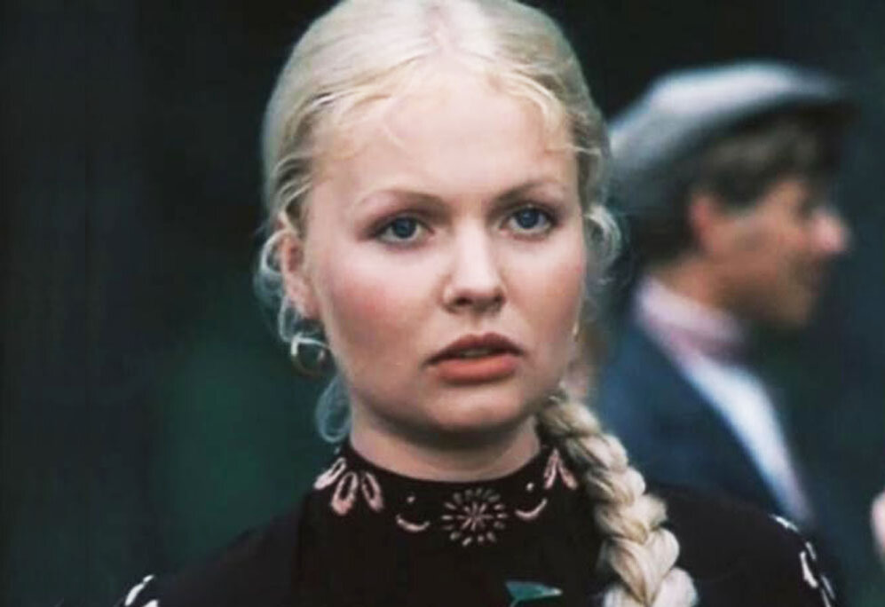 Ирина Жалыбина родилась 10 ноября 1961 года (кадр из фильма «Еще до войны», 1982 год)