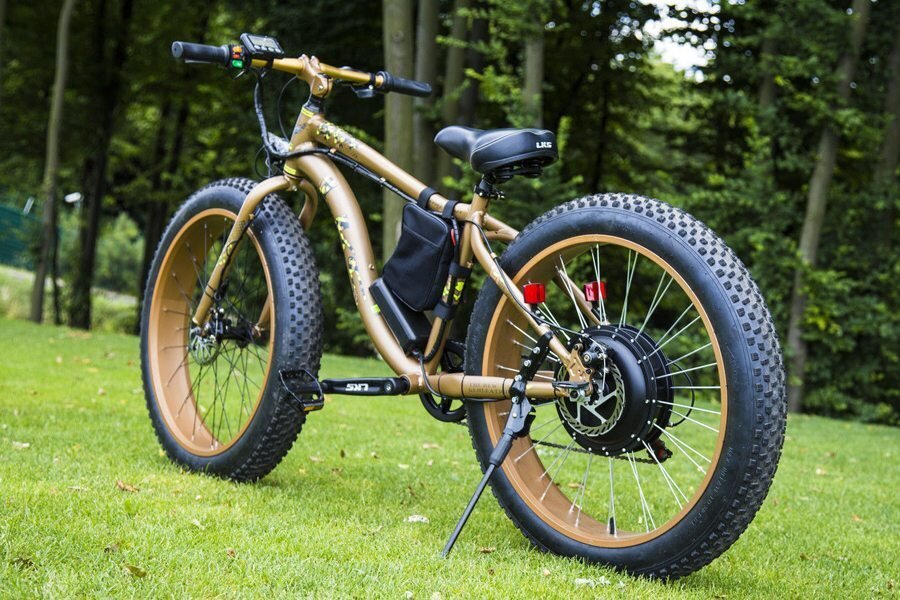 Друзья, заходите на мой Ютуб канал " ДРАЙВ ОТ РОЗЕТКИ " Подписывайтесь, узнаете много нового и интересного об электротранспорте и не только!