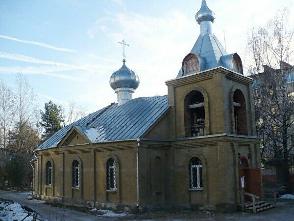 Крестовоздвиженский храм в городе Алексине