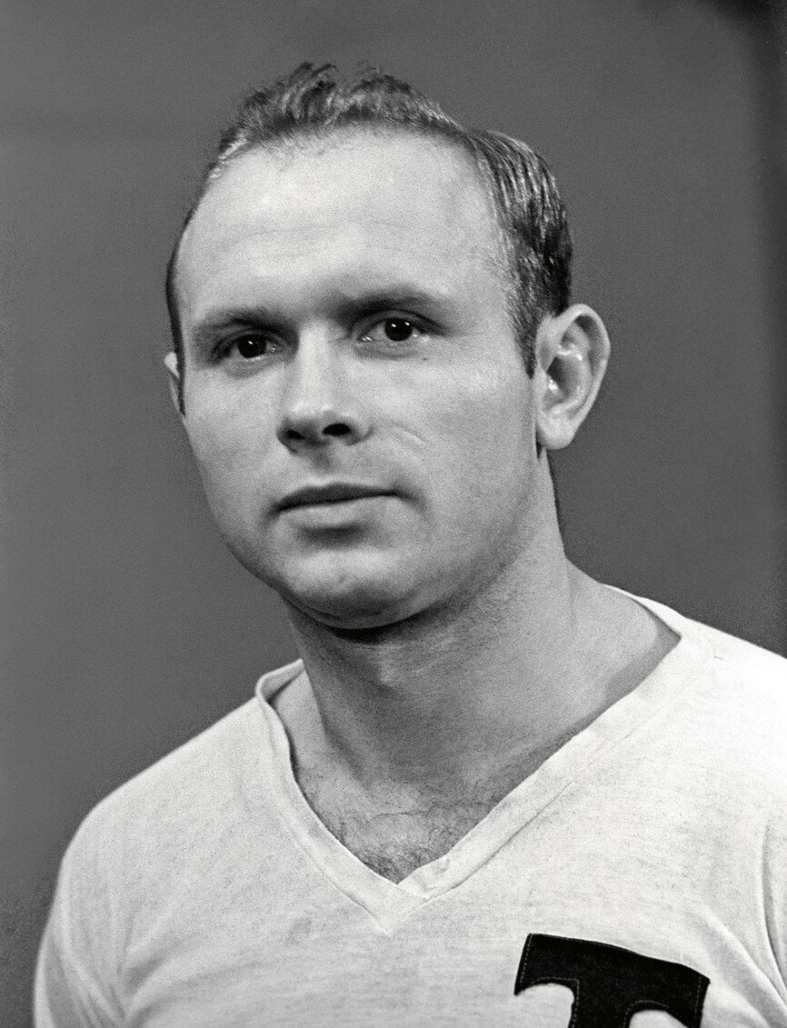 Эдуард Стрельцов