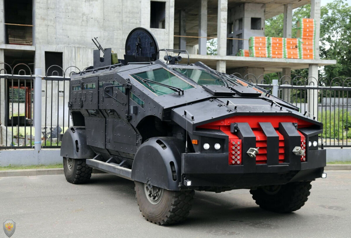 Бронеавтомобиль Фалькатус ЦСН ФСБ РФ. Источник: Яндекс.Картинки