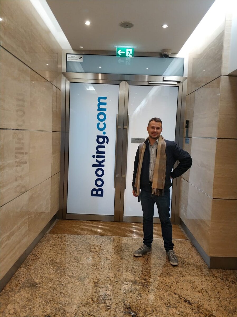 Я один из лучших партнёров компании Booking.com