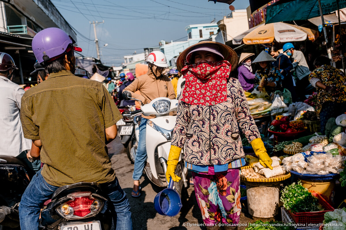 Пешеходам тут не рады: сходила на вьетнамский рыбный рынок и посмотрела как местные делают покупки и что там продают