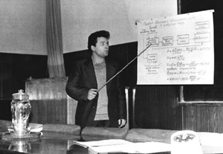 Я на Ученом совете. Фото из личного архива.