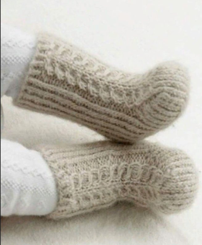 Детские носки спицами — пошаговая инструкция для начинающих