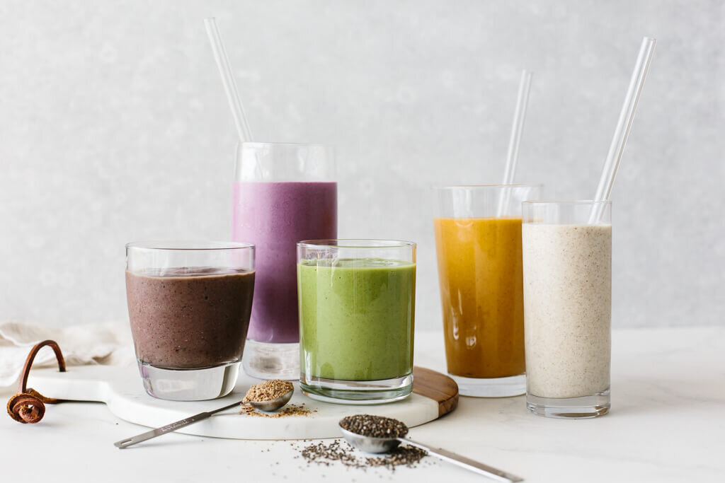 Источник https://downshiftology.com/recipes/low-sugar-smoothies/