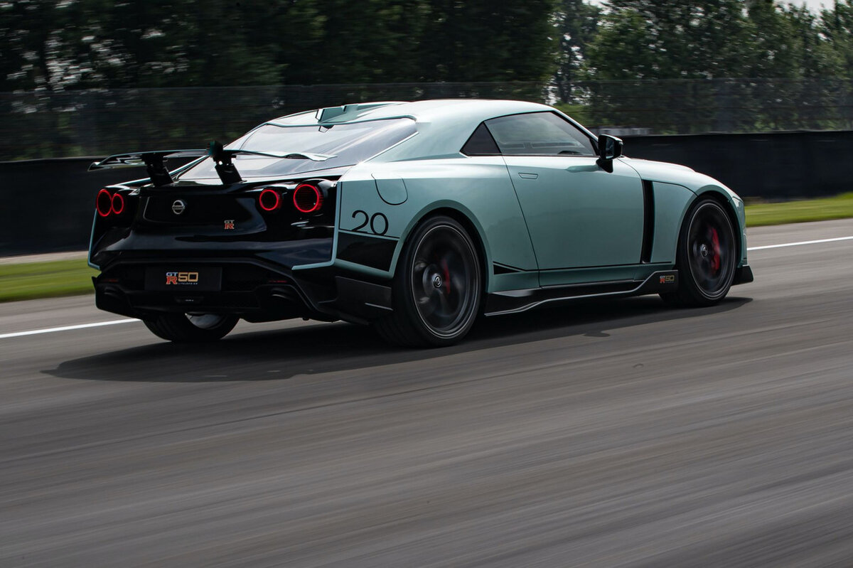 Nissan GT-R 50