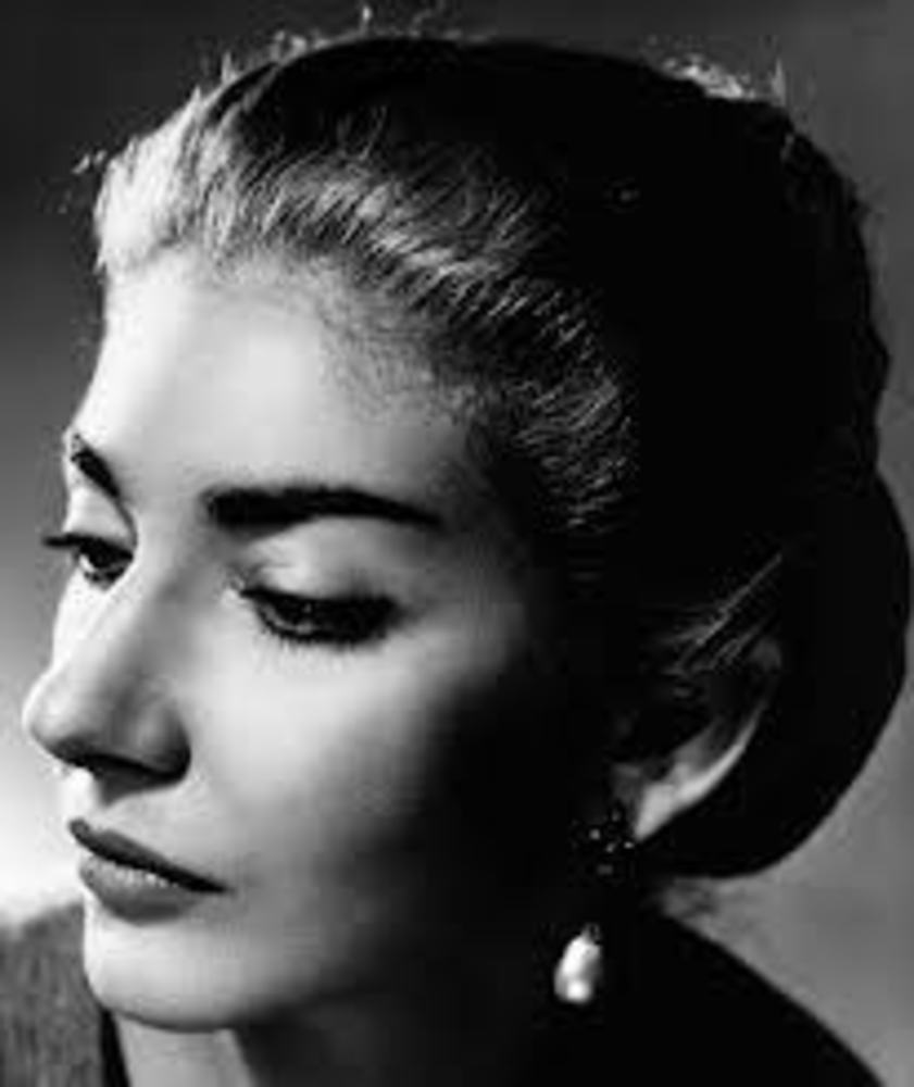  55 лет назад 5 июля 1965 года легендарная певица Мария Каллас (Maria Callas) в последний раз выступила на оперной сцене в опере Джакомо Пуччини "Тоска", поставленной в лондонском "Ковент Гарден".